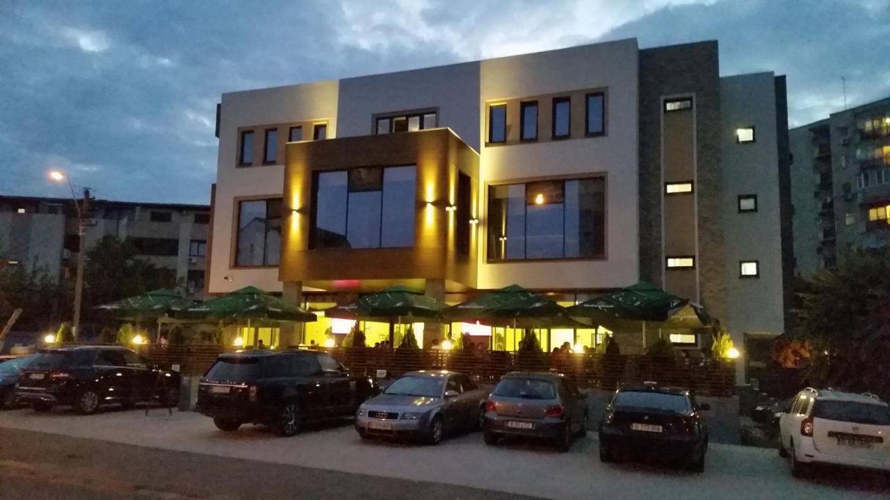 Excellence Hotel